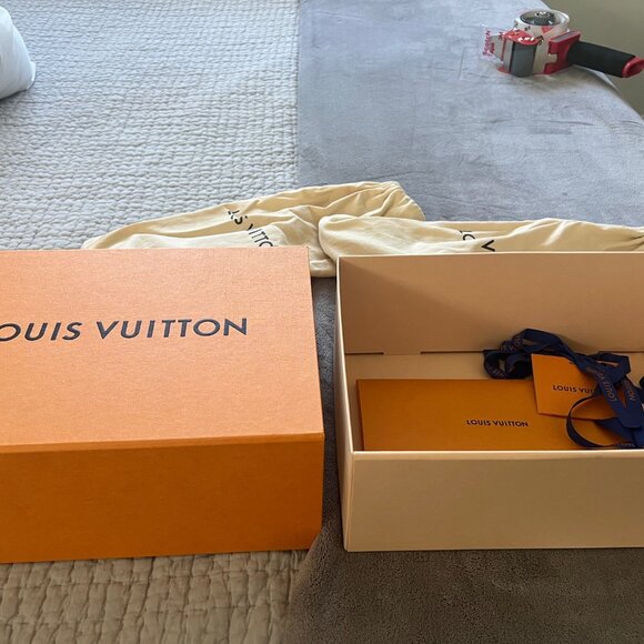 Genuine Louis Vuitton Blue Revival Flat Mule - Picture 3 of 5